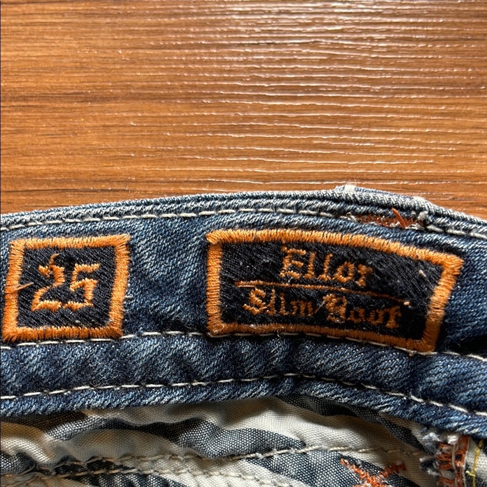 NWOT Embellished Blue Denim Jeans - Picture 7 of 7